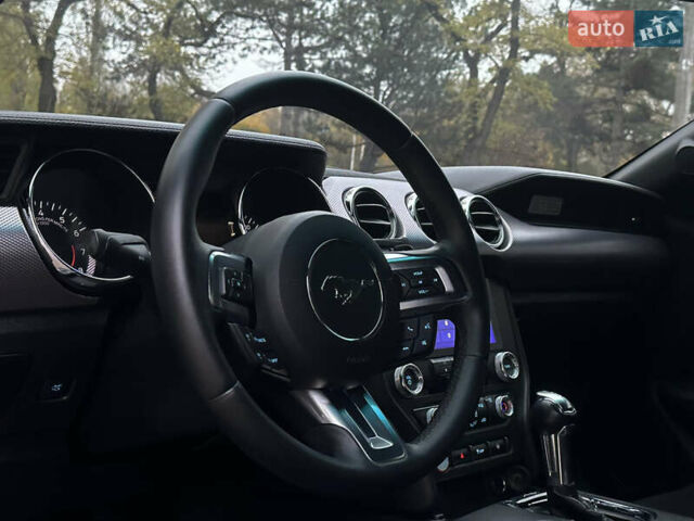 Серый Форд Мустанг, объемом двигателя 2.26 л и пробегом 99 тыс. км за 14999 $, фото 18 на Automoto.ua