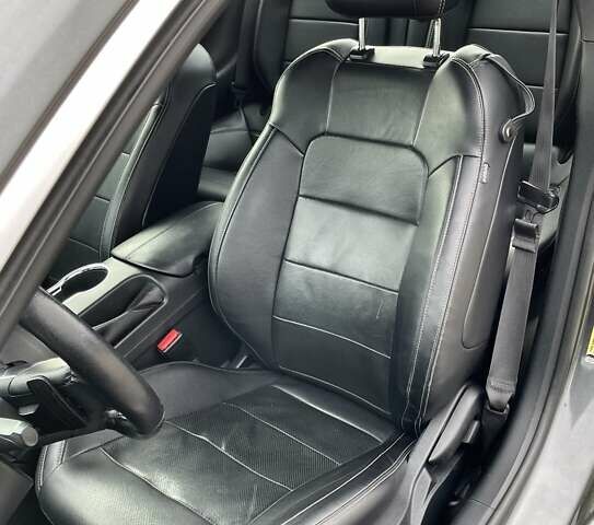 Серый Форд Мустанг, объемом двигателя 2.26 л и пробегом 98 тыс. км за 16700 $, фото 20 на Automoto.ua