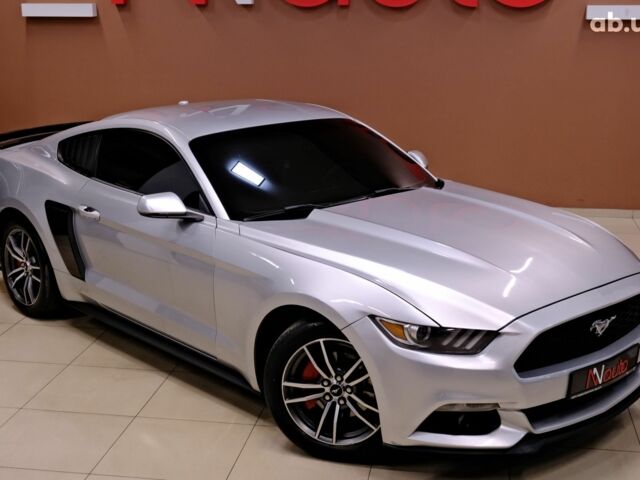 Серый Форд Мустанг, объемом двигателя 2.3 л и пробегом 91 тыс. км за 13900 $, фото 3 на Automoto.ua