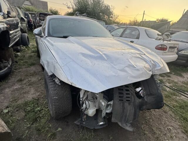 Серый Форд Мустанг, объемом двигателя 2.3 л и пробегом 124 тыс. км за 4700 $, фото 5 на Automoto.ua