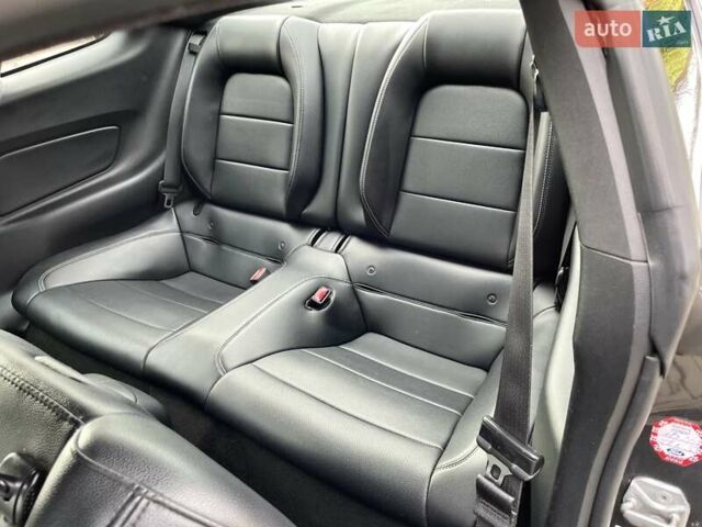 Серый Форд Мустанг, объемом двигателя 2.26 л и пробегом 98 тыс. км за 16700 $, фото 22 на Automoto.ua