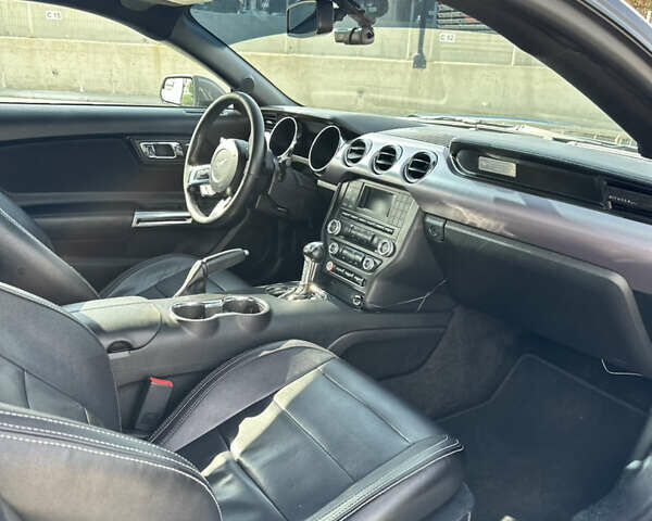 Серый Форд Мустанг, объемом двигателя 2.3 л и пробегом 110 тыс. км за 15555 $, фото 11 на Automoto.ua