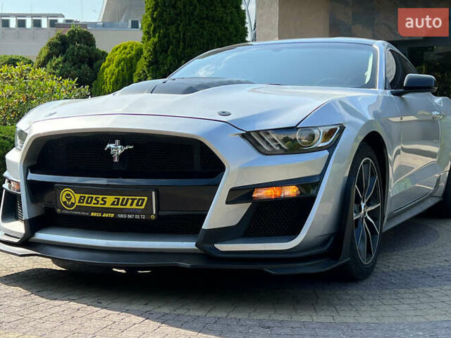 Серый Форд Мустанг, объемом двигателя 2.3 л и пробегом 91 тыс. км за 16999 $, фото 2 на Automoto.ua