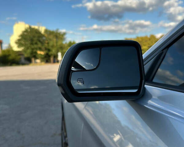 Серый Форд Мустанг, объемом двигателя 2.26 л и пробегом 161 тыс. км за 13599 $, фото 26 на Automoto.ua