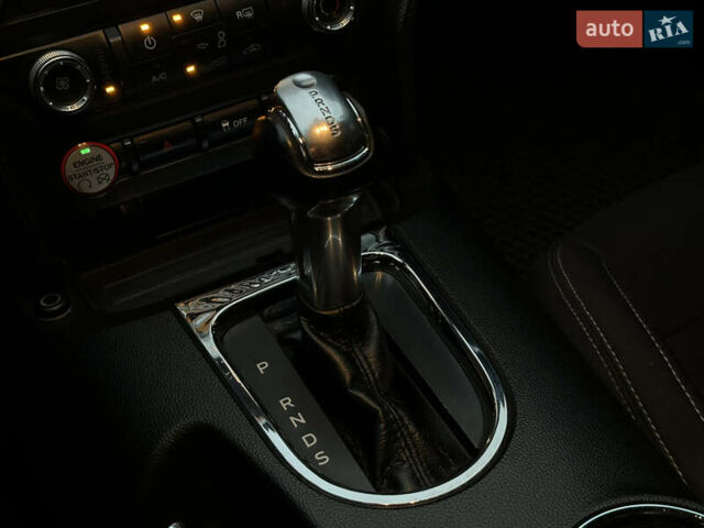 Серый Форд Мустанг, объемом двигателя 2.26 л и пробегом 99 тыс. км за 14999 $, фото 22 на Automoto.ua