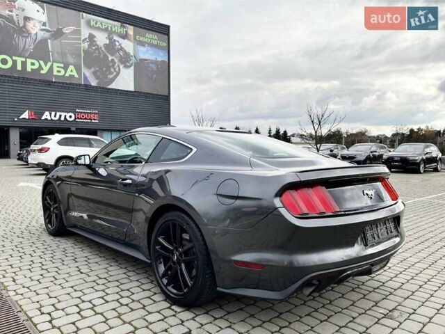 Серый Форд Мустанг, объемом двигателя 2.26 л и пробегом 98 тыс. км за 16700 $, фото 10 на Automoto.ua