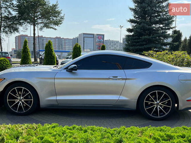 Серый Форд Мустанг, объемом двигателя 2.3 л и пробегом 91 тыс. км за 16999 $, фото 3 на Automoto.ua