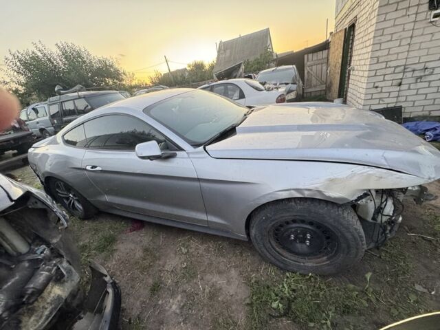 Серый Форд Мустанг, объемом двигателя 2.3 л и пробегом 124 тыс. км за 4700 $, фото 6 на Automoto.ua