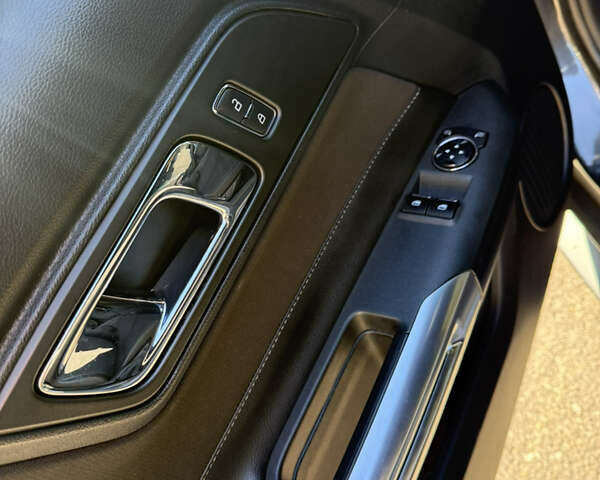 Форд Мустанг 2016 в Николаеве на Automoto.ua Серый Форд Мустанг, объемом двигателя 2.3 л и пробегом 99 тыс. км за 15000 $, фото 20 на Automoto.ua