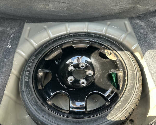 Серый Форд Мустанг, объемом двигателя 2.3 л и пробегом 110 тыс. км за 15555 $, фото 26 на Automoto.ua