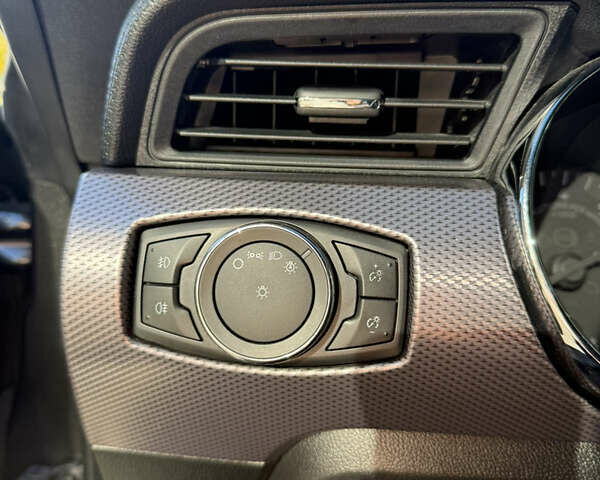 Форд Мустанг 2016 в Николаеве на Automoto.ua Серый Форд Мустанг, объемом двигателя 2.3 л и пробегом 99 тыс. км за 15000 $, фото 21 на Automoto.ua