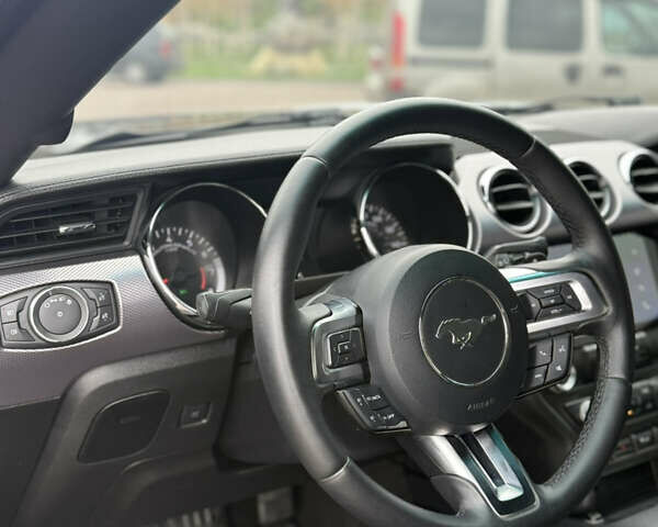 Серый Форд Мустанг, объемом двигателя 2.26 л и пробегом 100 тыс. км за 14500 $, фото 8 на Automoto.ua