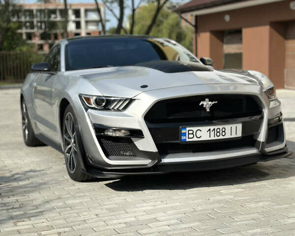 Серый Форд Мустанг, объемом двигателя 2.3 л и пробегом 91 тыс. км за 16500 $, фото 5 на Automoto.ua