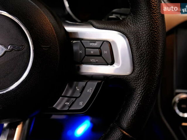 Серый Форд Мустанг, объемом двигателя 2.3 л и пробегом 91 тыс. км за 13900 $, фото 20 на Automoto.ua