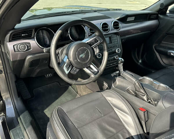 Серый Форд Мустанг, объемом двигателя 2.3 л и пробегом 110 тыс. км за 15555 $, фото 15 на Automoto.ua