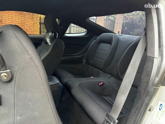 Серый Форд Мустанг, объемом двигателя 3.7 л и пробегом 126 тыс. км за 18440 $, фото 23 на Automoto.ua