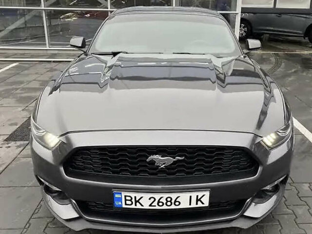 Серый Форд Мустанг, объемом двигателя 2.26 л и пробегом 162 тыс. км за 14999 $, фото 4 на Automoto.ua