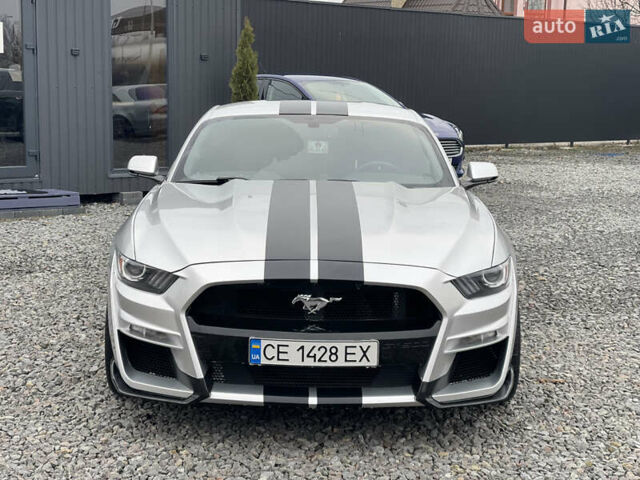 Серый Форд Мустанг, объемом двигателя 2.26 л и пробегом 80 тыс. км за 17500 $, фото 2 на Automoto.ua