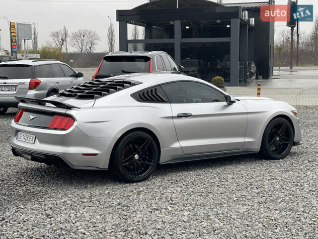 Серый Форд Мустанг, объемом двигателя 2.26 л и пробегом 80 тыс. км за 17500 $, фото 6 на Automoto.ua