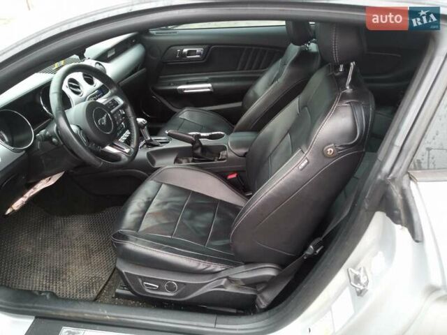 Сірий Форд Мустанг, об'ємом двигуна 2.26 л та пробігом 138 тис. км за 10600 $, фото 6 на Automoto.ua