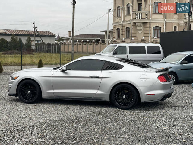 Серый Форд Мустанг, объемом двигателя 2.26 л и пробегом 80 тыс. км за 17500 $, фото 12 на Automoto.ua