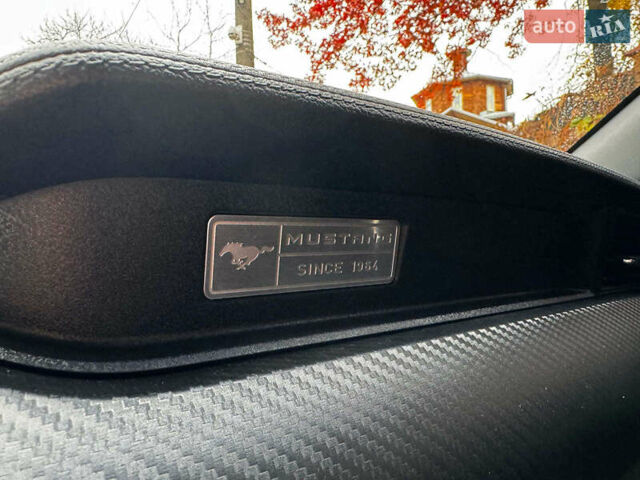 Серый Форд Мустанг, объемом двигателя 3.7 л и пробегом 126 тыс. км за 18440 $, фото 22 на Automoto.ua