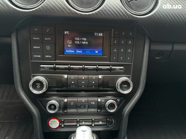 Серый Форд Мустанг, объемом двигателя 3.7 л и пробегом 126 тыс. км за 18440 $, фото 16 на Automoto.ua