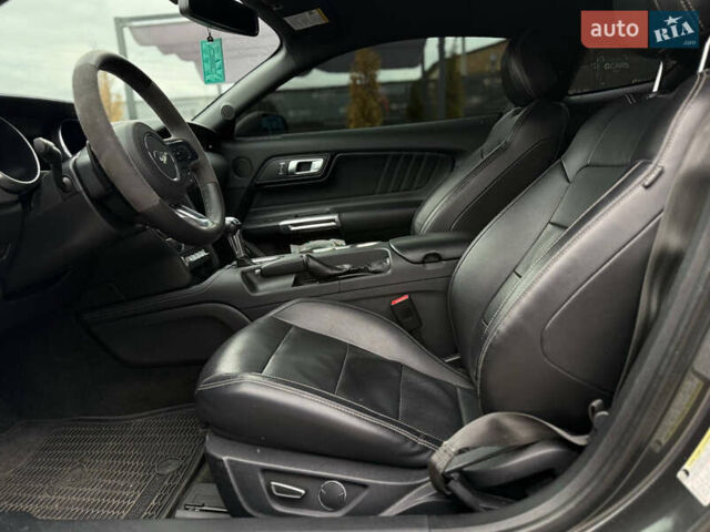 Форд Мустанг 2017 в Киеве на Automoto.ua Серый Форд Мустанг, объемом двигателя 2.26 л и пробегом 128 тыс. км за 15900 $, фото 8 на Automoto.ua