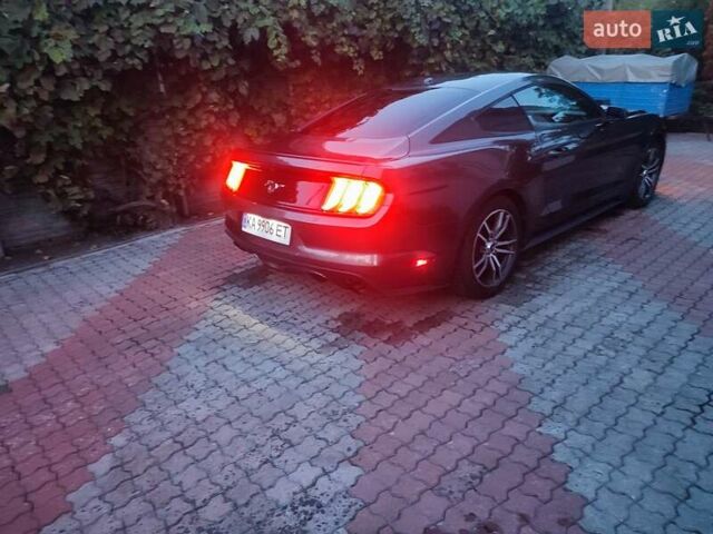 Сірий Форд Мустанг, об'ємом двигуна 2.3 л та пробігом 68 тис. км за 17500 $, фото 29 на Automoto.ua