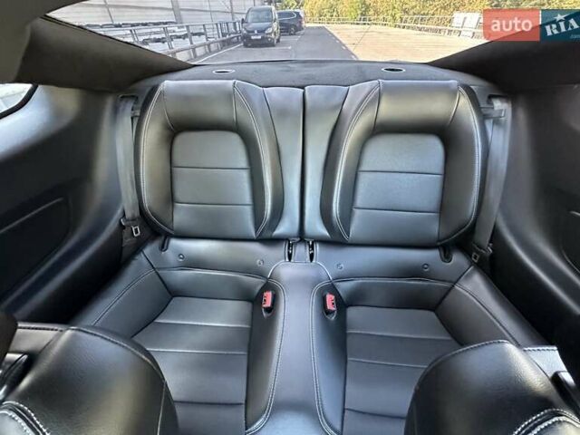 Серый Форд Мустанг, объемом двигателя 4.95 л и пробегом 67 тыс. км за 27600 $, фото 30 на Automoto.ua