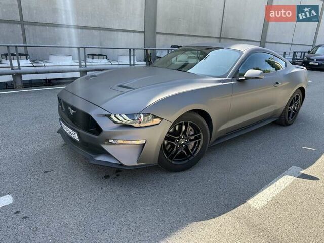 Серый Форд Мустанг, объемом двигателя 4.95 л и пробегом 67 тыс. км за 27600 $, фото 1 на Automoto.ua