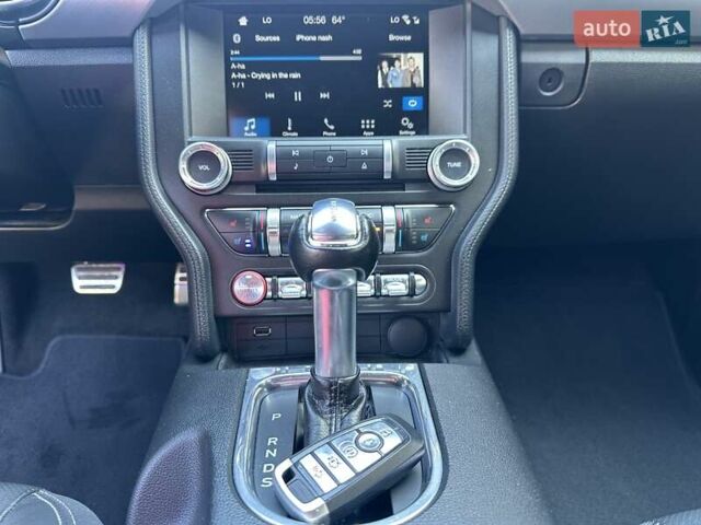 Серый Форд Мустанг, объемом двигателя 4.95 л и пробегом 67 тыс. км за 27600 $, фото 19 на Automoto.ua