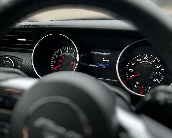 Сірий Форд Мустанг, об'ємом двигуна 2.3 л та пробігом 37 тис. км за 22999 $, фото 6 на Automoto.ua