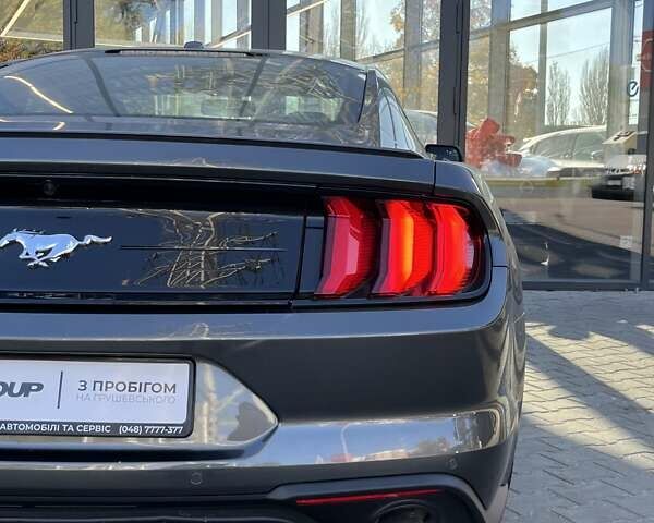 Серый Форд Мустанг, объемом двигателя 2.26 л и пробегом 27 тыс. км за 19100 $, фото 11 на Automoto.ua