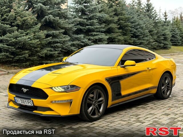 Серый Форд Мустанг, объемом двигателя 2.3 л и пробегом 107 тыс. км за 19999 $, фото 2 на Automoto.ua