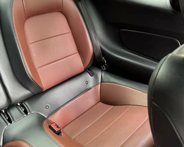 Серый Форд Мустанг, объемом двигателя 4.95 л и пробегом 74 тыс. км за 29000 $, фото 12 на Automoto.ua