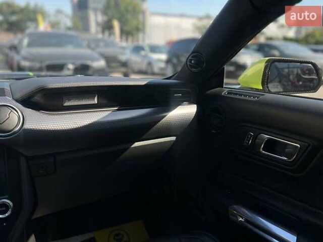 Сірий Форд Мустанг, об'ємом двигуна 2.26 л та пробігом 40 тис. км за 19000 $, фото 22 на Automoto.ua