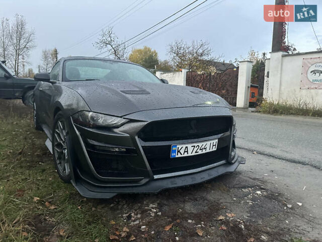 Сірий Форд Мустанг, об'ємом двигуна 4.95 л та пробігом 45 тис. км за 32000 $, фото 1 на Automoto.ua