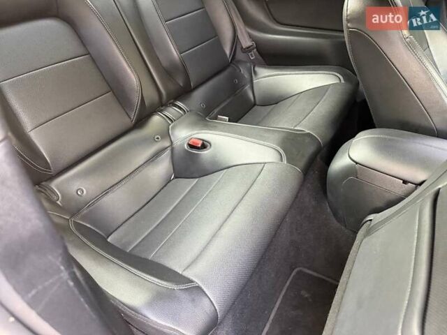 Серый Форд Мустанг, объемом двигателя 2.26 л и пробегом 85 тыс. км за 21500 $, фото 21 на Automoto.ua