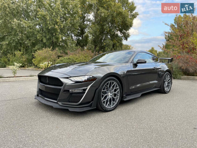 Сірий Форд Мустанг, об'ємом двигуна 4.95 л та пробігом 45 тис. км за 32000 $, фото 3 на Automoto.ua