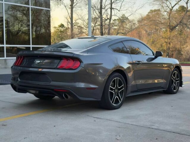 Серый Форд Мустанг, объемом двигателя 2.3 л и пробегом 34 тыс. км за 13450 $, фото 1 на Automoto.ua