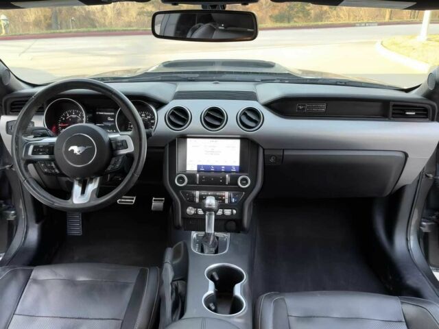 Серый Форд Мустанг, объемом двигателя 2.3 л и пробегом 34 тыс. км за 13450 $, фото 2 на Automoto.ua