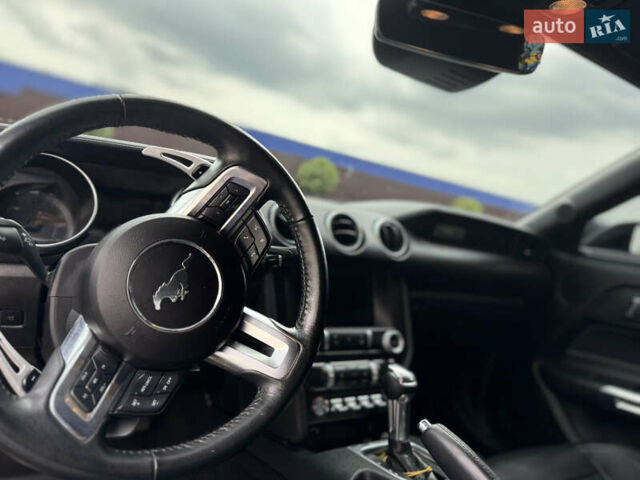 Серый Форд Мустанг, объемом двигателя 2.3 л и пробегом 57 тыс. км за 28200 $, фото 20 на Automoto.ua
