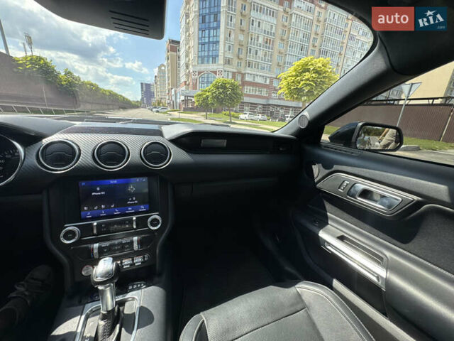 Серый Форд Мустанг, объемом двигателя 2.26 л и пробегом 60 тыс. км за 29500 $, фото 23 на Automoto.ua