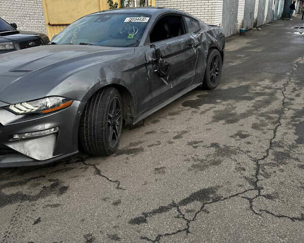 Серый Форд Мустанг, объемом двигателя 2.3 л и пробегом 69 тыс. км за 13800 $, фото 3 на Automoto.ua