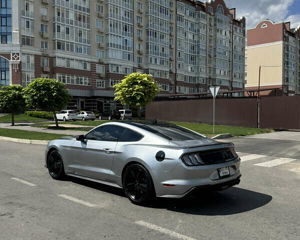 Серый Форд Мустанг, объемом двигателя 2.26 л и пробегом 60 тыс. км за 29500 $, фото 11 на Automoto.ua