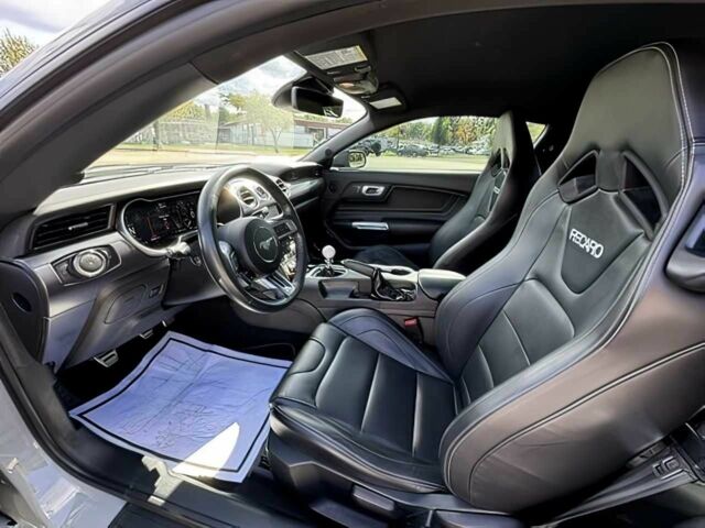 Серый Форд Мустанг, объемом двигателя 5 л и пробегом 23 тыс. км за 28000 $, фото 8 на Automoto.ua