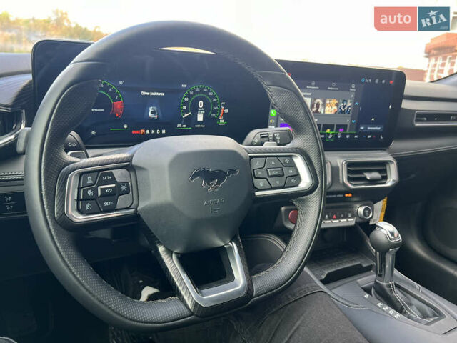 Серый Форд Мустанг, объемом двигателя 5 л и пробегом 8 тыс. км за 70000 $, фото 17 на Automoto.ua