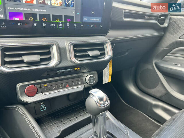 Серый Форд Мустанг, объемом двигателя 5 л и пробегом 8 тыс. км за 70000 $, фото 18 на Automoto.ua