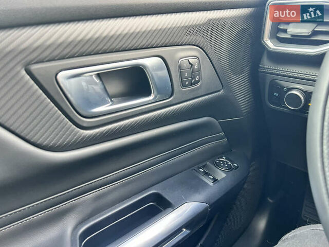 Серый Форд Мустанг, объемом двигателя 5 л и пробегом 8 тыс. км за 70000 $, фото 19 на Automoto.ua